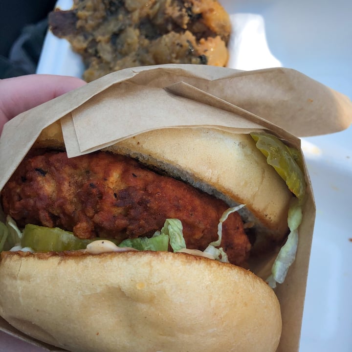 photo of The Southern V Nashville Hot Chick’n Sandwich shared by @veganintheham on  20 Feb 2021 - review