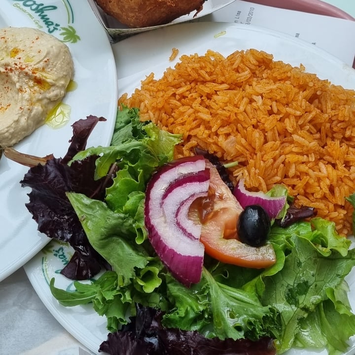 photo of Joshua's Shoarma Mix Vegetariano shared by @marimedeiros on  04 Aug 2022 - review