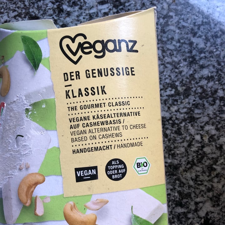 review photo of Veganz Der Genussige Klassik shared by @elenaeatsvegan on 25 Sep 2021 - review