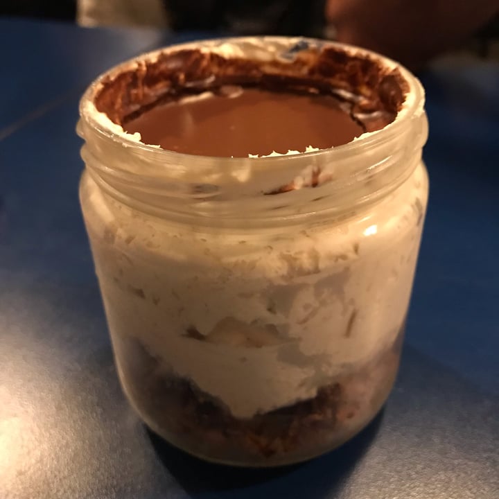 photo of B13 bar Postre De crema De Cacahuete shared by @cgo98 on  16 Sep 2022 - review