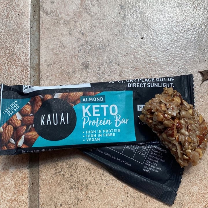 photo of Kauai Vegan keto bar almond shared by @kateemma5 on  10 Mar 2022 - review