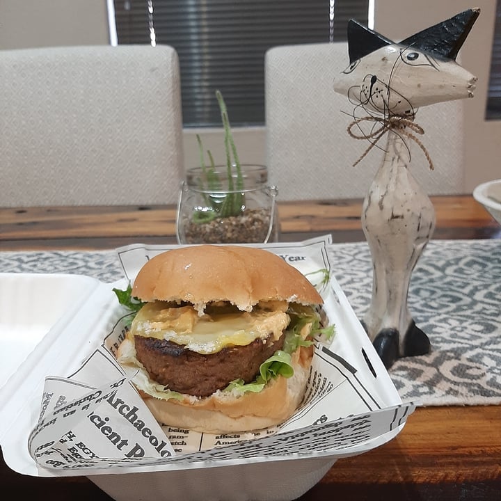 photo of Vegan Street Food ZA Beyond Burger shared by @rynol on  18 Oct 2020 - review
