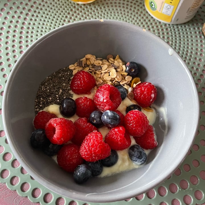 review photo of Vemondo Soja Joghurt Mango shared by @sttefany on 19 Feb 2022 - review