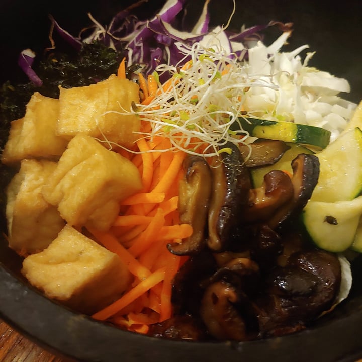photo of Daehwa Vegetarian 비빔밥 Bibimbap shared by @vegananu on  08 Mar 2021 - review