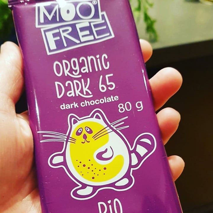 photo of Moo Free Organic Dark Chocolate shared by @brilliantbarb on  21 Dec 2020 - review