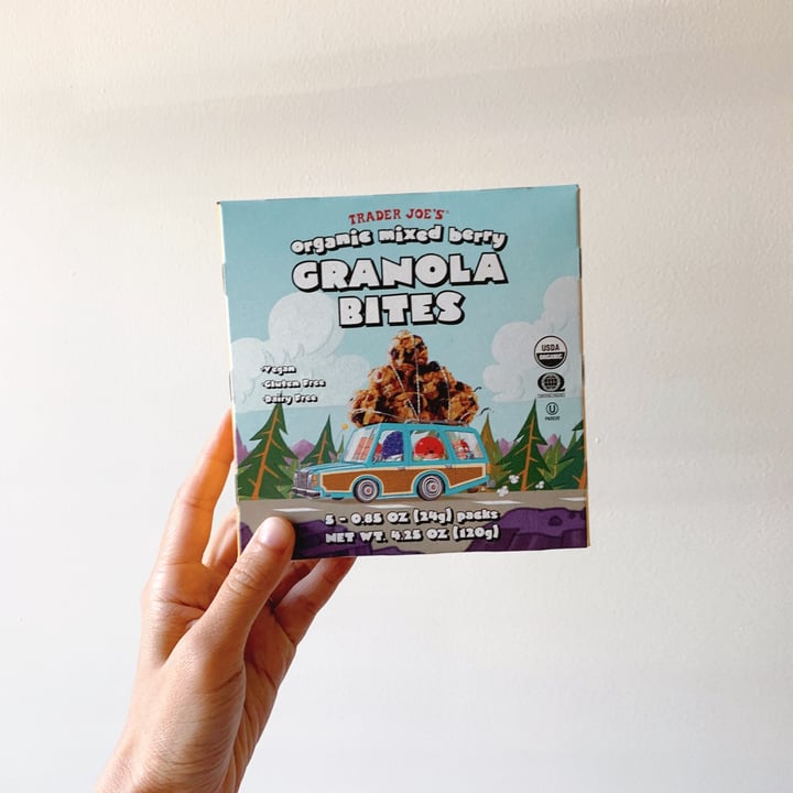 review photo of Trader Joe's Organic mixed berry granola bites shared by @maryleeopard on 27 Jun 2021 - review