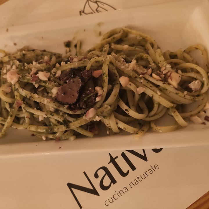 review photo of Nativa Ristorante Linguine Al Pesto Di Cavolo Nero E Tartufo shared by @ginevrag on 29 Mar 2022 - review