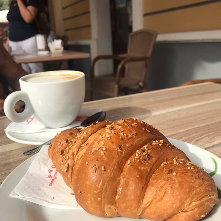 photo of Cafè Matteotti Brioche All’arancia E Cappuccio Soia shared by @sdrinc on  27 Jun 2022 - review