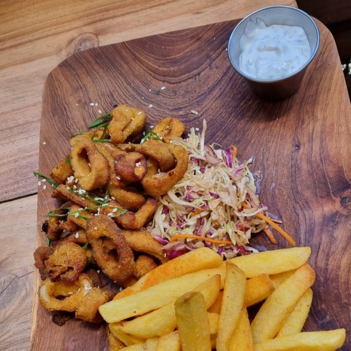 review photo of Bamboo Plant Power - Plant Based Vegan Restaurant Calamari & Slaw shared by @nadias on 16 Jan 2022 - review