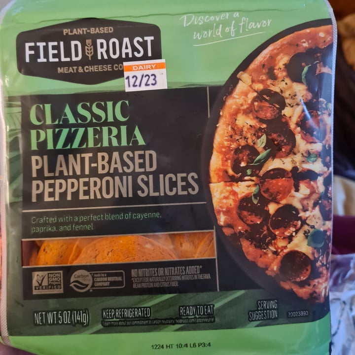 photo of Field Roast Pepperoni Slices shared by @sofihuasteca on  09 Dec 2021 - review