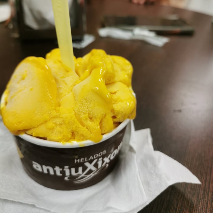 review photo of La Jijonenca Guardamar Helado de mango y maracuyá shared by @vegananyi on 19 Aug 2022 - review