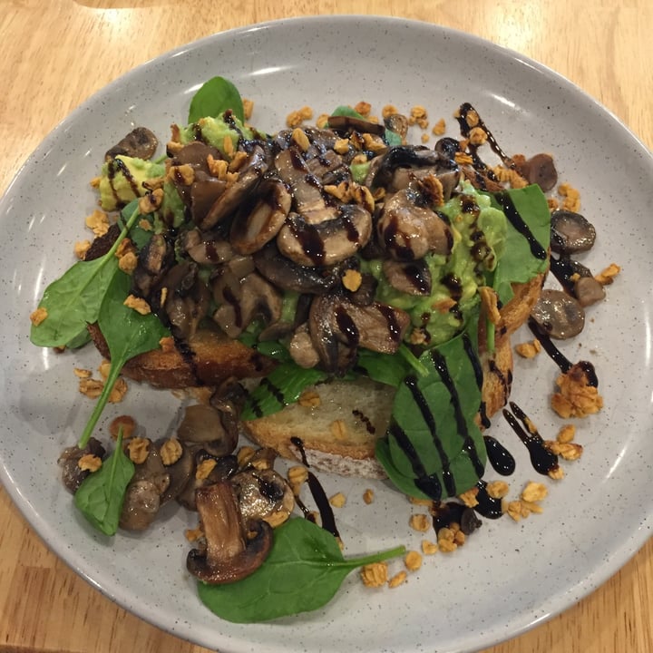 photo of Old Mates Cafe Mushrooms, Avocado & Savory Granola On Toast shared by @debzeedoo on  08 Jun 2020 - review