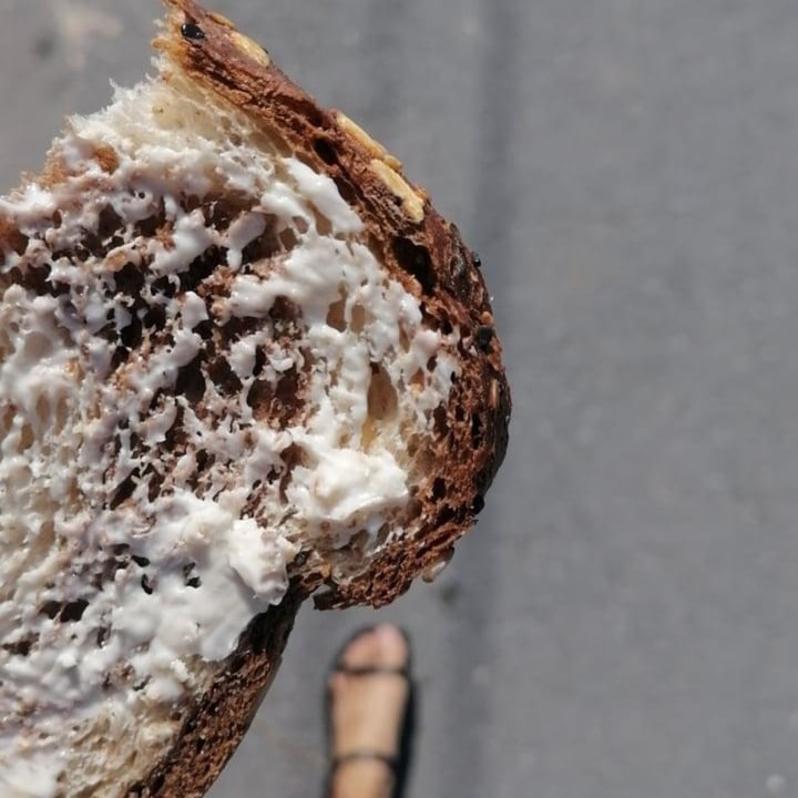 review photo of CountryCrock Plant Butter with Olive Oil shared by @paolatrevino on 14 Sep 2021 - review