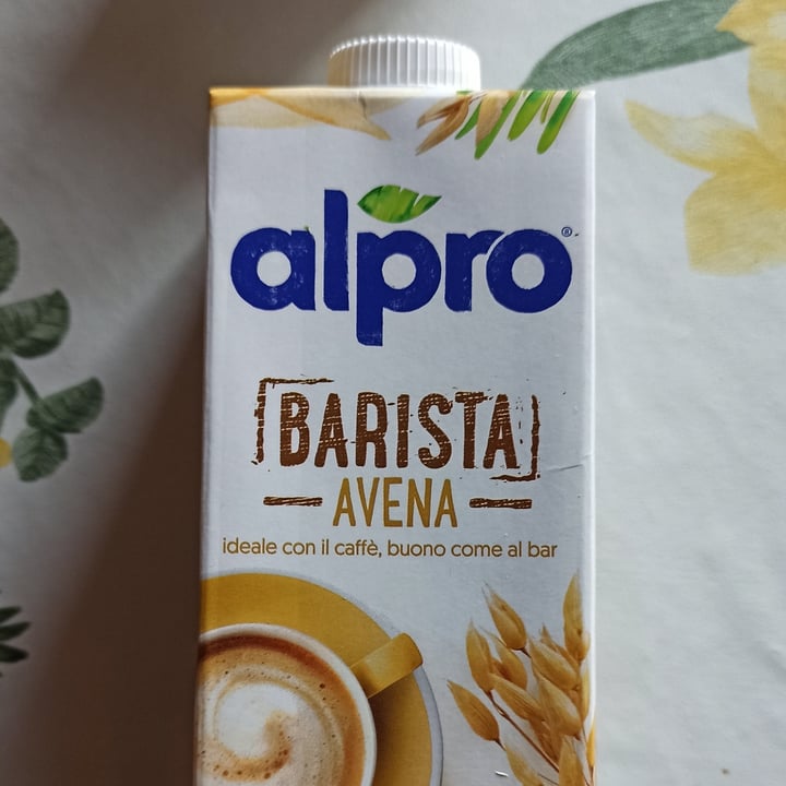 photo of Alpro Bevanda vegetale Alpro avena barista shared by @ggreg on  14 Apr 2022 - review