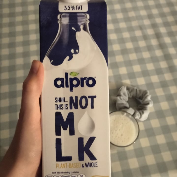photo of Alpro This is Not Milk Classic Questo Non è Late Classico shared by @ariukexo on  01 Aug 2022 - review