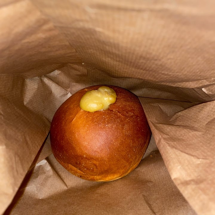 photo of Breaking Bread Bombolone Alla Crema shared by @veronicalulli on  30 Oct 2021 - review