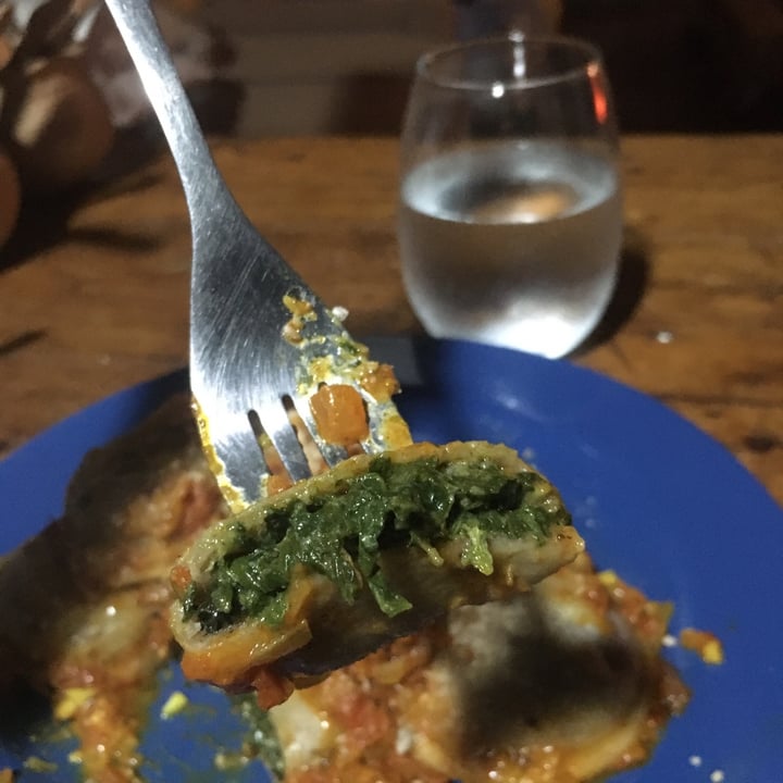 review photo of Pepper Sorrentinos de verdura quesofu y nuez shared by @y0gurt on 12 Feb 2020 - review