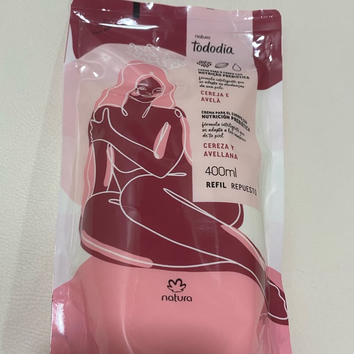 review photo of Natura Refil Creme Para O Corpo Cereja E Avelã shared by @denisewada on 09 May 2022 - review