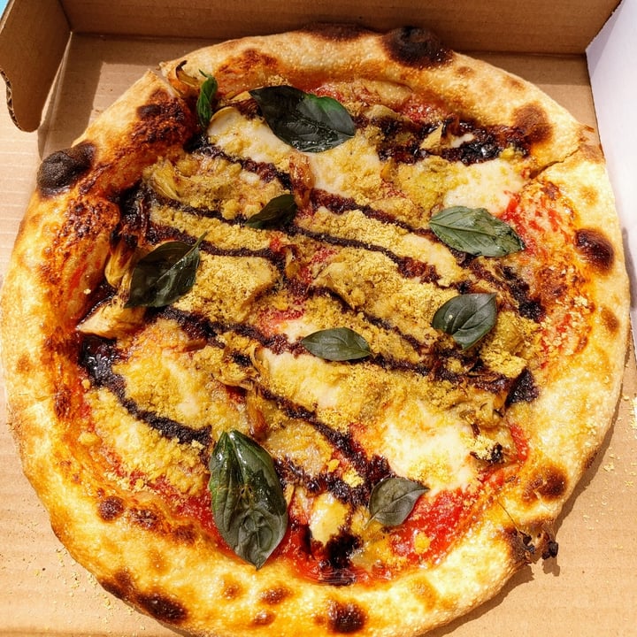 photo of Pizzeria Du Mediterranean Pizza shared by @romeoluv1 on  03 Aug 2021 - review