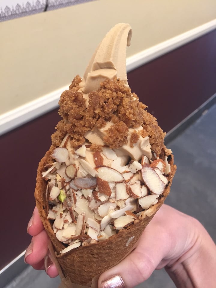 photo of Yoga-urt Soft-Serve shared by @mallory17 on  11 Oct 2018 - review