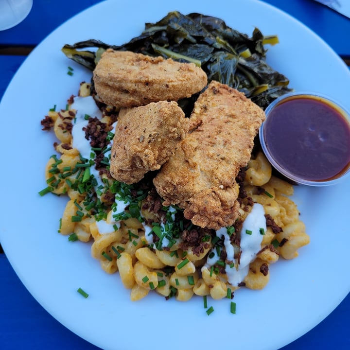 photo of The Hogtown Vegan on College Southern combo shared by @leo on  04 Oct 2021 - review