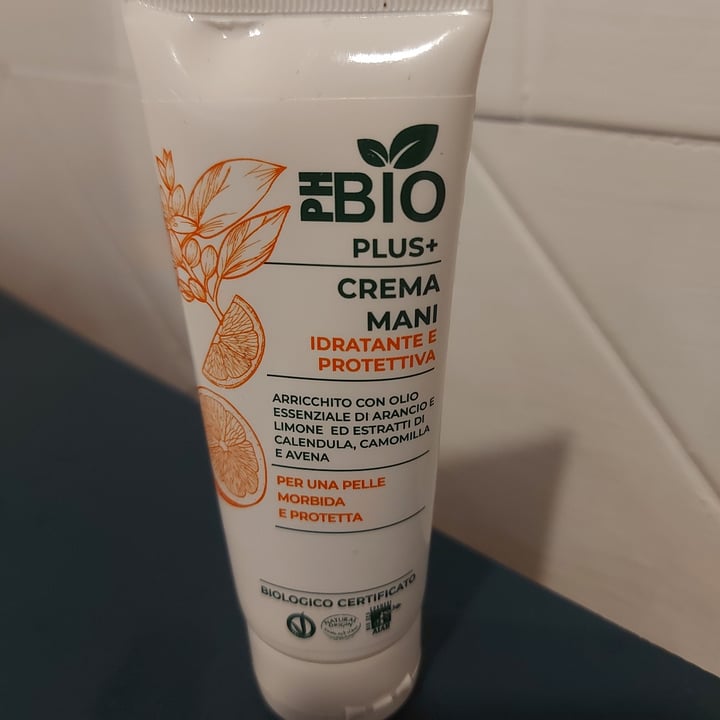 review photo of Phbio Crema Mani Idratante E Protettiva shared by @roberta38 on 29 May 2021 - review