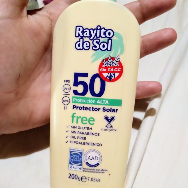 photo of Rayito de Sol Protector Solar Factor 30 UVA 11 shared by @biancaro on  30 Dec 2020 - review