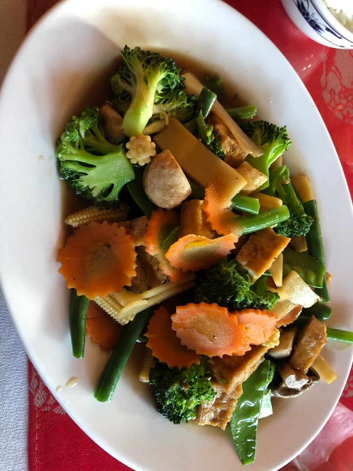 review photo of Yummy Thai Vegetable Stir Fry W/ Tofu shared by @skonans on 01 Mar 2020 - review