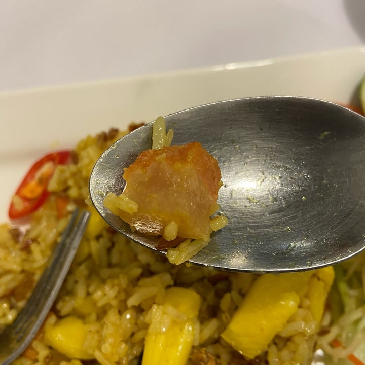 photo of Veggielicious Thai Cuisine Pineapple Fried Rice Set shared by @dafnelately on  29 Mar 2022 - review