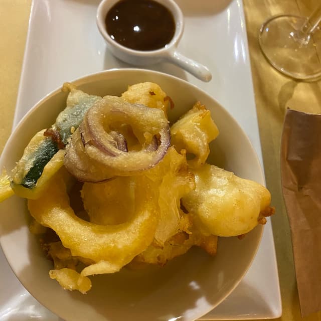 菜肴“Verdure in tempura”的照片