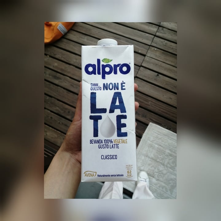review photo of Alpro This is Not Milk Classic Questo Non è Late Classico shared by @cristianac on 08 Jun 2022 - review