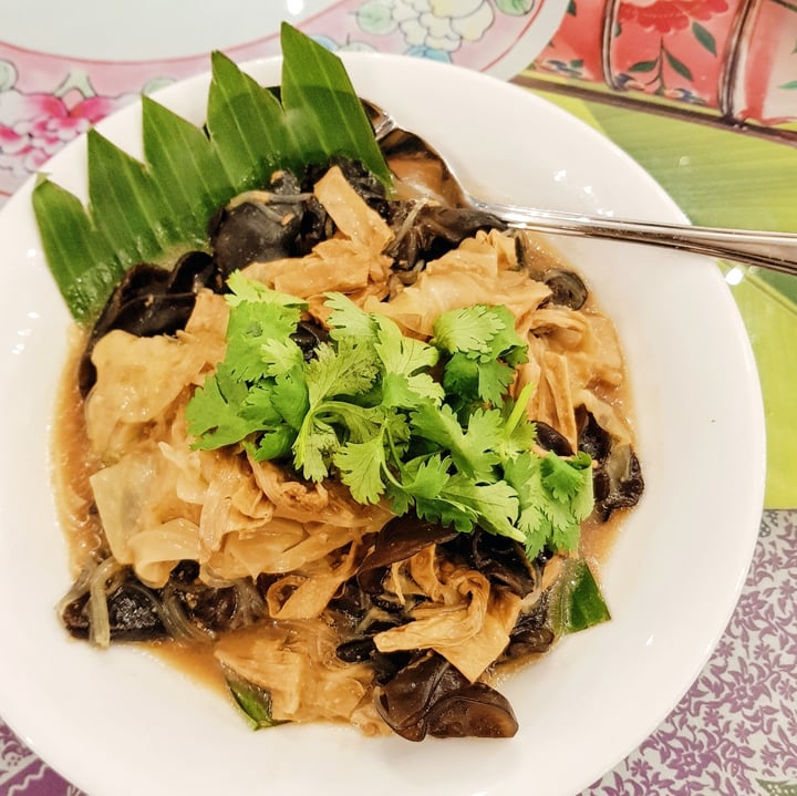 review photo of The Peranakan Restaurant Singapore Chap Chye shared by @byobottlesg on 24 Jan 2021 - review
