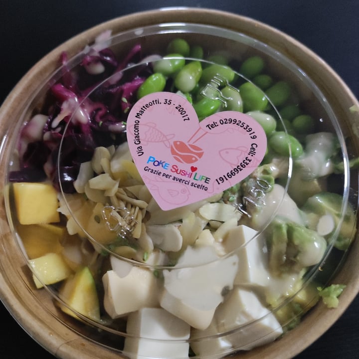 photo of Poke Sushi Life Poke shared by @triglifafalelotosus on  31 Jan 2022 - review