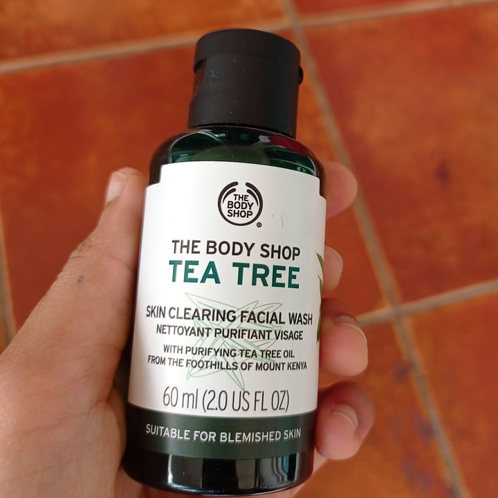 review photo of The Body Shop Tea tree face wash shared by @deepika23 on 22 Sep 2021 - review