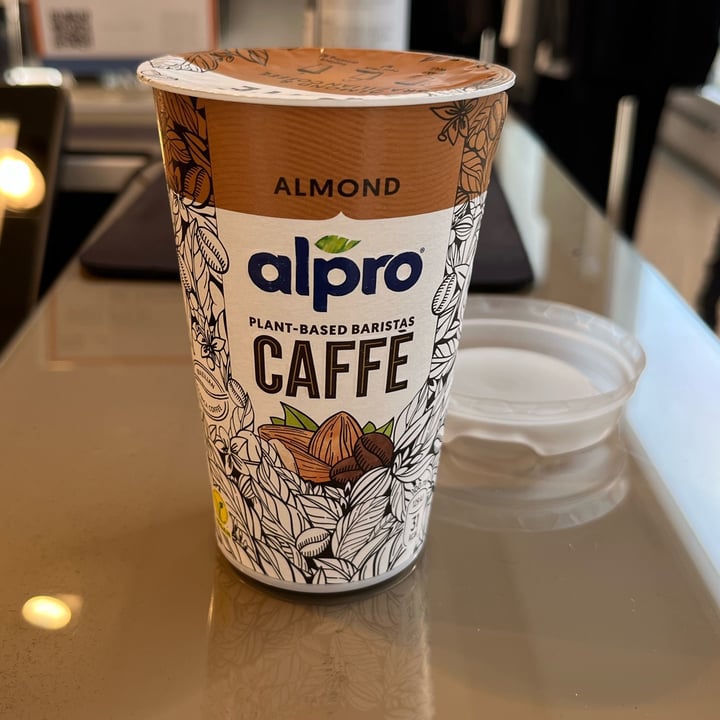 photo of Alpro Almond vegetal baristas caffé shared by @cami23 on  15 Apr 2022 - review