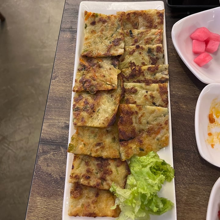 photo of Daehwa Vegetarian 야채전 Yachae Jeon (Vegetable Pancake) shared by @flexivegan on  30 Aug 2022 - review
