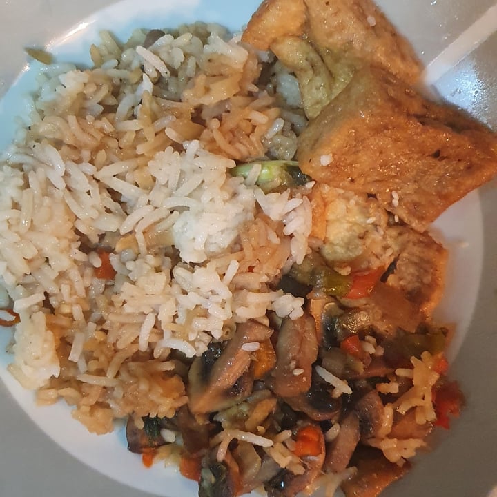 review photo of Niche the Vegan Eatery Black pepper sticky tofu & jasmine rice shared by @naeemahseedat on 01 Aug 2020 - review
