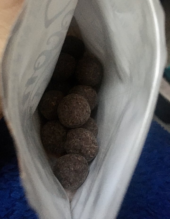 review photo of Cocomels Chocolate Covered Coconut Milk Caramels shared by @smash0the0pumpkins on 17 Feb 2020 - review