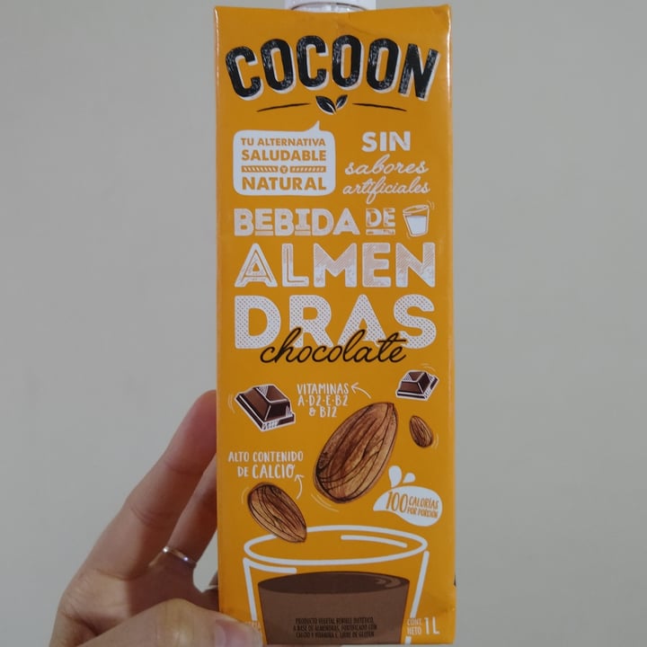 photo of Cocoon Bebida de Almendras sabor Chocolate shared by @flortrev on  28 Mar 2021 - review