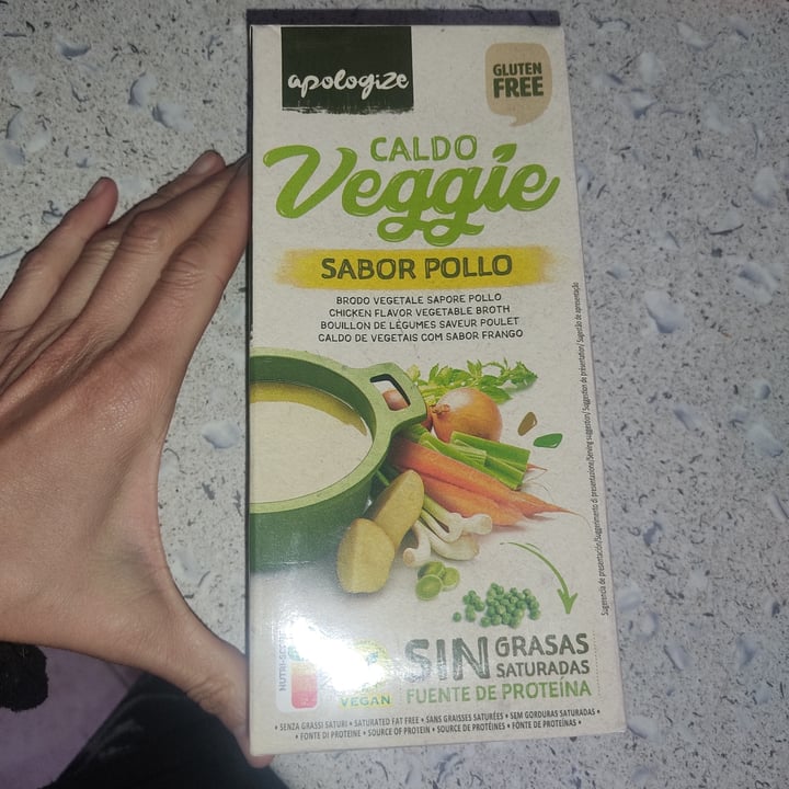 photo of Apologize Caldo veggie sabor pollo shared by @fredoomfortheanimals on  28 Apr 2022 - review