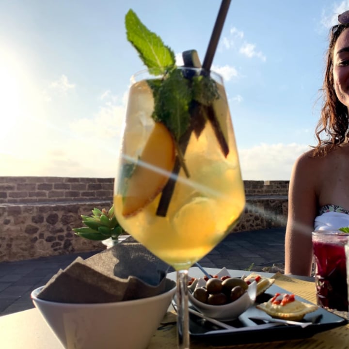 photo of Cafe Fruit Bar Girasol Cocktail e aperitivo shared by @ggconlozaino on  15 Apr 2022 - review