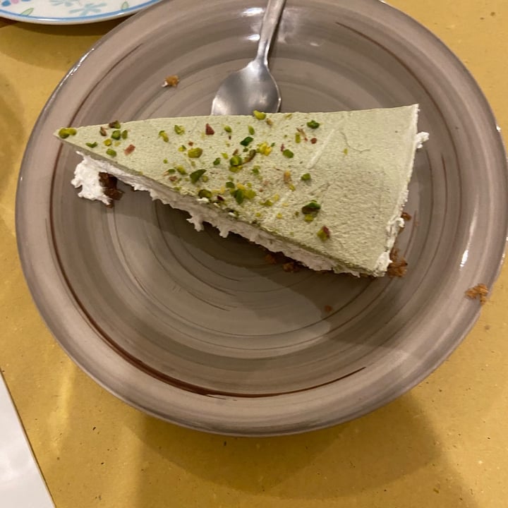 photo of Io Veg Cheesecake Al Pistacchio shared by @lunabis on  20 Sep 2022 - review