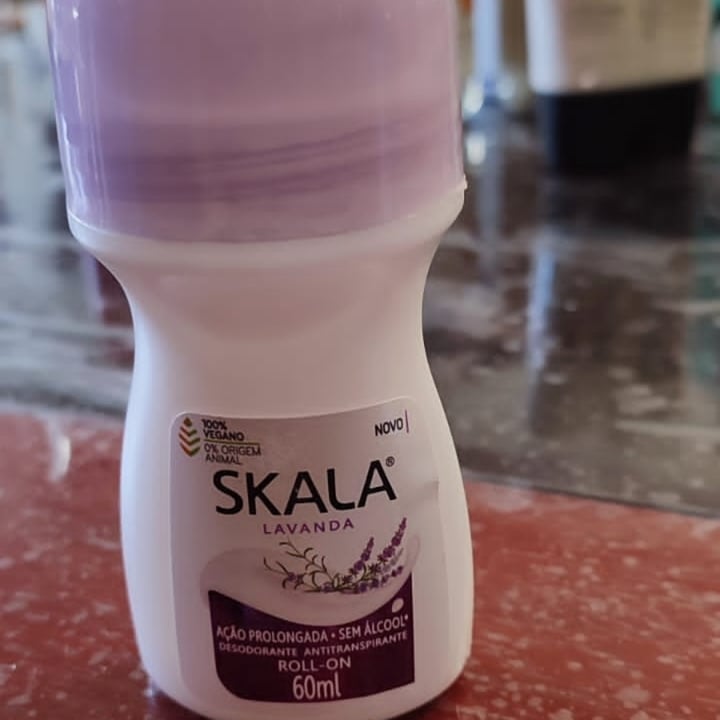 review photo of Skala Desodorante antiperspirante Skala shared by @cseaccg on 07 May 2022 - review