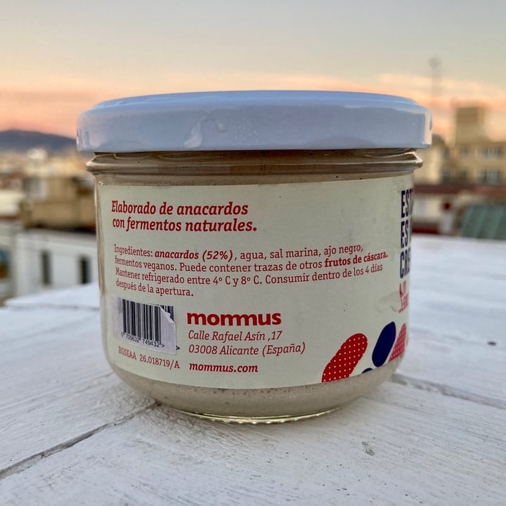 photo of Mommus Foods Queso Cremoso Ajo Negro shared by @asiayportia on  24 Jan 2021 - review