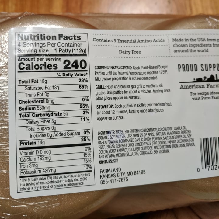 photo of Pure Farmland Burger Patties shared by @thevalleyvegan on  24 Oct 2020 - review
