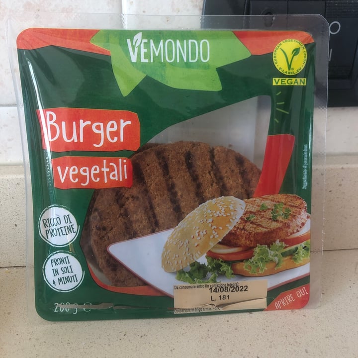 photo of Vemondo  burger vegetali vemondo shared by @silviettasapienza on  10 Aug 2022 - review