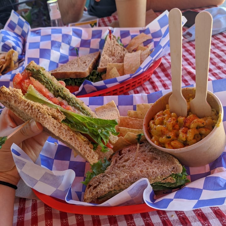 photo of Bambi's Country Market & Cafe Sandwich shared by @oribrun on  20 Aug 2021 - review