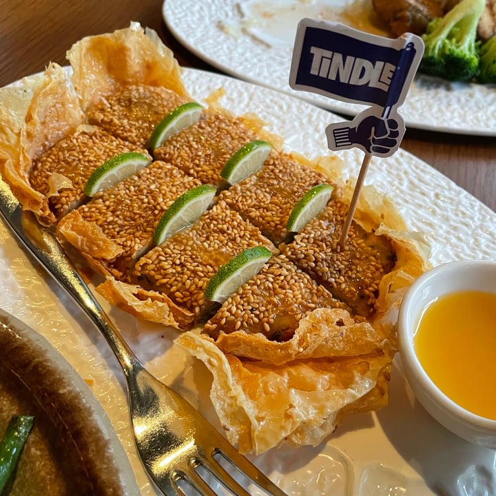 photo of EMPRESS Lemon TiNDLE™ ‘Chicken’ shared by @gaylenerva on  18 Jul 2021 - review
