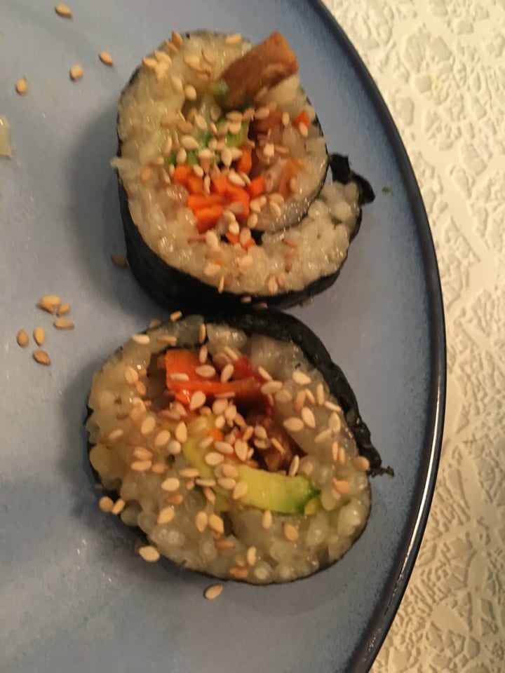 photo of Loma Linda Sesame Ginger Fishless Tuna shared by @lisseatsplants on  08 Oct 2019 - review