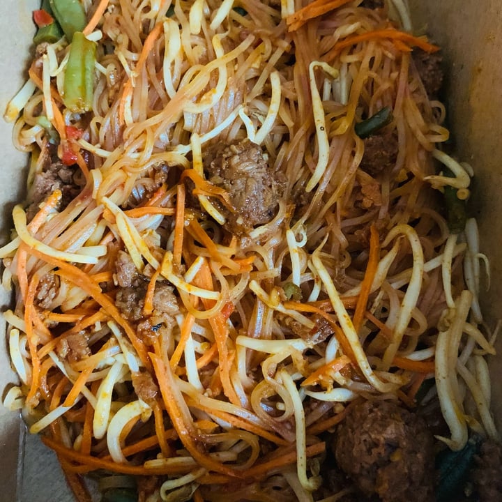 photo of Rush Hour Station Beyond Meat Thai Noodles shared by @allhess on  27 Jul 2022 - review